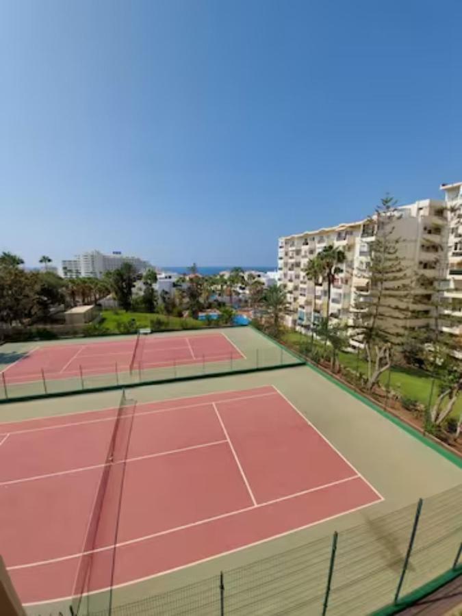 Holidays In Playa De Las Americas Arona  Exterior photo